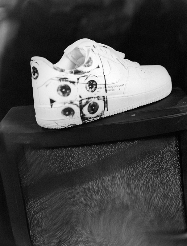 Supreme e CDG customizam Air Force One | Streetwear Brasil