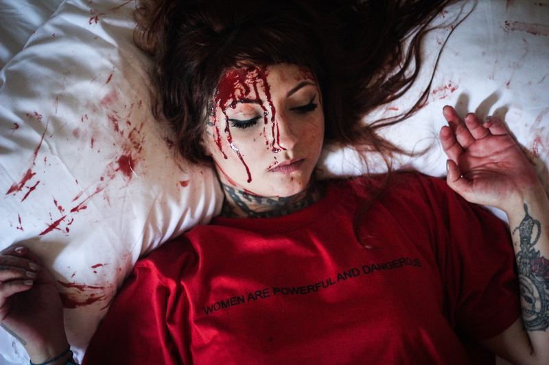 dirty blood vol 3 break the silence 05 - Dirty Blood defende as mulheres em nova coleção